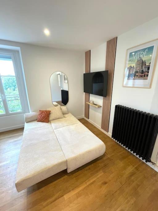 Appartement Calme Et Cosy Proche Centre Vue Chateau Vitre  Ngoại thất bức ảnh