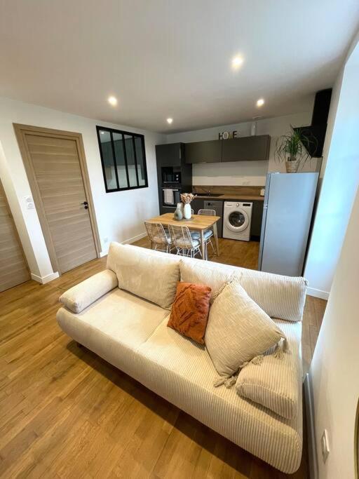 Appartement Calme Et Cosy Proche Centre Vue Chateau Vitre  Ngoại thất bức ảnh
